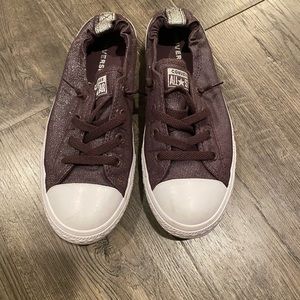 Unisex Converse (size men but I bought them for myself)